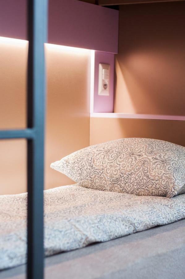 Ura Hostel 普里兹伦 外观 照片
